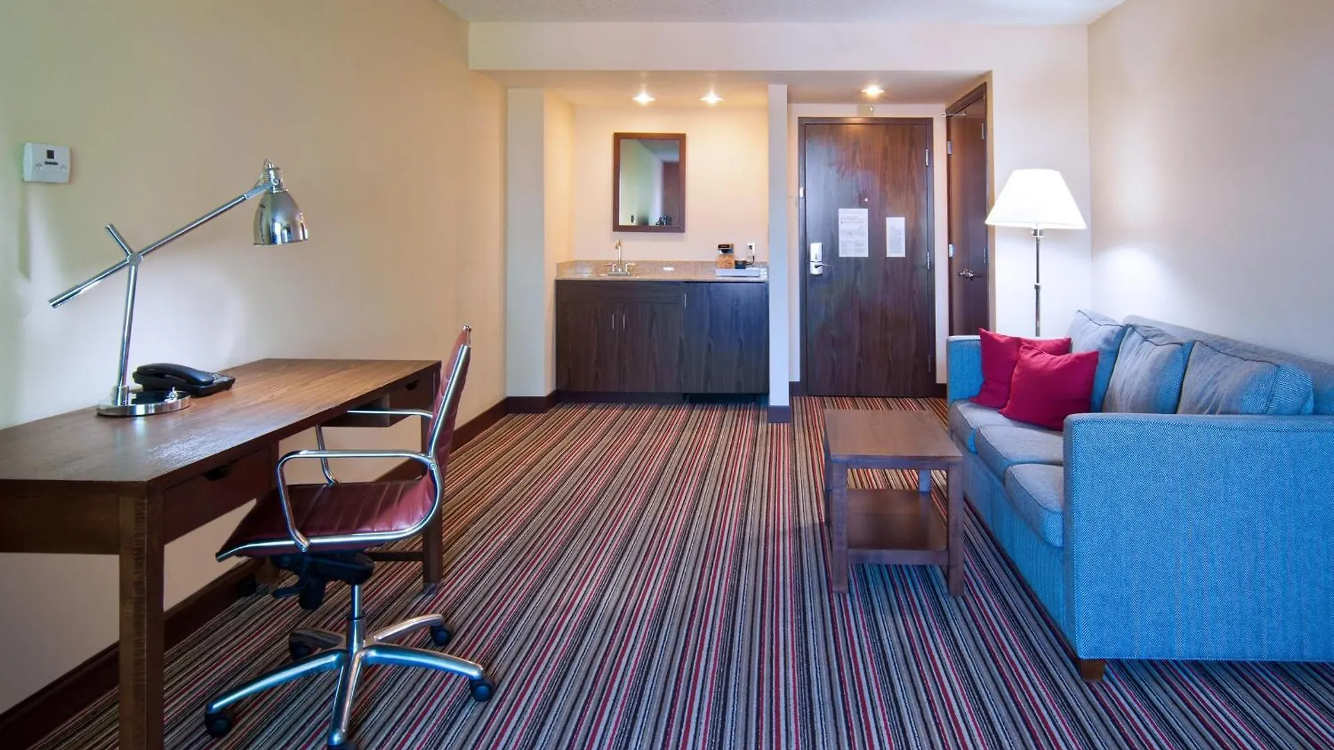 Four Points By Sheraton Nashville Airport Hotel
